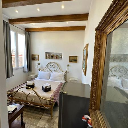 Terrazza Dei Mori - Seaview Terrace In Ortigia Apartment Сиракуза Екстериор снимка