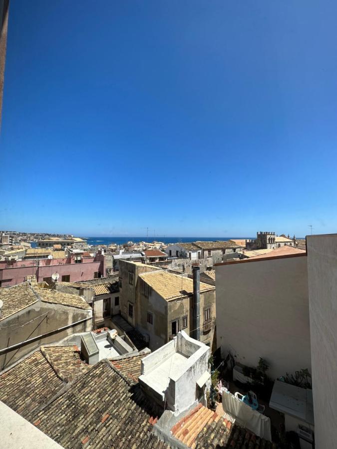 Terrazza Dei Mori - Seaview Terrace In Ortigia Apartment Сиракуза Екстериор снимка